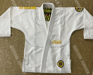 Producto Popular: Kimono de Jiu-Jitsu Brasileño (BJJ) Hecho a Medida con Tela 100% Algodón, Duradera y Transpirable, Diseño Personalizado para Adultos Unisex - Product Image 4
