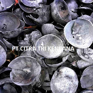 100% GUARANTEE BEST QUALITY COCONUT SHELL CHARCOAL LUMP FOR SHISHA AND HOOKAH, BEST SELLER 2018 IN Al Qassar QATAR - Product Image 1