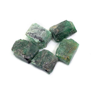 5 émeraudes vertes naturelles, 11x9mm-12x9mm, forme libre, brut, 28,15 carats, pierres précieuses en vrac - Product Image 3