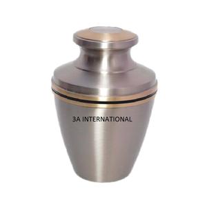 Engraving Antique Finished Brass <b>Urn</b> European Style Funeral <b>Urn</b> Stand Different Silver Metal <b>Urns</b> Human Ashes Cremation <b>Jar</b> - Product Image 1