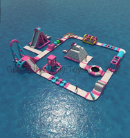 Parc aquatique gonflable commercial flottant avec toboggans et obstacles pour lac, plage et complexe hôtelier