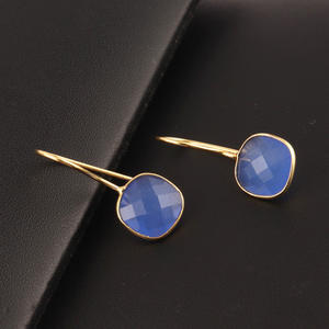 Minimaliste 10mm coussin forme briolette cut bleu calcédoine boucle d'oreille Offre Spéciale or/argent plaqué lunette ensemble boucle d'oreille cadeau pour les filles - Product Image 6