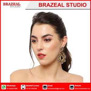 ต่างหูลูกปัดถักด้วยมือดีไซน์เนอร์เครื่องประดับเทียมหลากสีสำหรับงานเลี้ยงและของขวัญ - Product Image 4