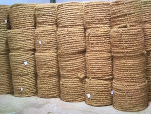 Corde en fibre de coco naturelle marron, vente en gros, fibre de coco de meilleure qualité, faite à la main, solide et durable - Product Image 5