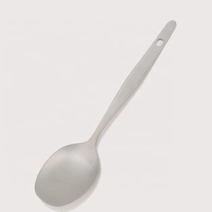 Cuchara de titanio para acampar, hecha en Japón, ligera, Ideal para uso diario - Product Image 3