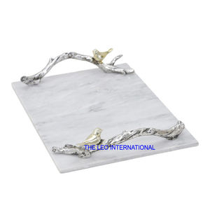 Plateau décoratif en marbre et aluminium, plateau de service créatif, pour aliments, fruits, légumes, utilisation en cuisine, vaisselle de table, design oiseau volant - Product Image 1