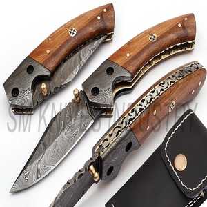 Couteau damas personnalisé, fait main, magnifique couteau de poche/pliable (smk1238) - Product Image 2