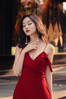 Nouvelles Arrivées Robes Midi en Chiffon Uni Col V Croisé Taille Naturelle Bordeaux Marron pour Femme Soirée Bal de Promo Fermetures Éclair Asymétriques