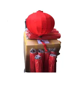 Lanterna appesa in seta di bambù di colore rosso di forma rotonda di alta qualità per la decorazione della casa del festival di nozze del partito regalo artigianale di vimini