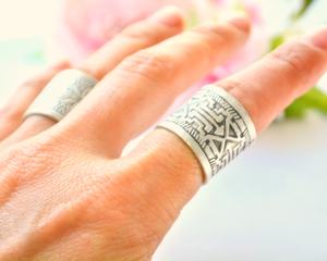 แหวนอาเกตสลักด้วยมือจากอัฟกานิสถานพร้อมดีไซน์ลายเส้นสำหรับเป็นของขวัญหรืองานเลี้ยง - Product Image 6