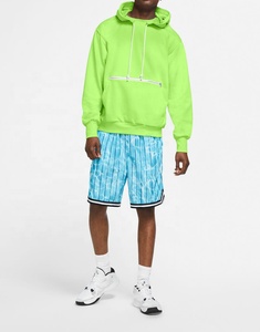 Sweat à capuche de sport professionnel pour hommes mode Streetwear personnalisée avec impression numérique de poche à glissière avant de couleur unie pour le printemps - Product Image 3