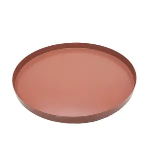 圆形铁制餐盘哑光玫瑰彩色充电器餐盘和托盘，用于餐厅手工制作的食物