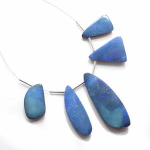 Perles en vrac de doublet d'opale australienne naturelle de haute qualité 8mm perles de pierre gemme bleu noir pour la fabrication de bijoux Bracelet perlé - Product Image 4