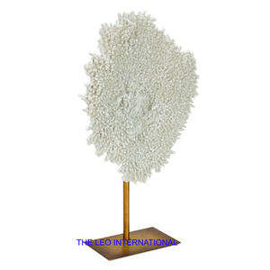 Sculpture en métal aluminium massif, finition miroir, forme de pantoufle, élégante pour un design contemporain, statues classiques - Product Image 2