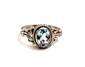 แหวนเงินประดับพลอยบลูโทปาซทรงเบเซล แหวนพลอยธรรมชาติ - Product Image 3