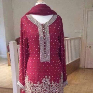 New Trendy Beautiful Heavy Lace Sequined Diamonds Applique Work Natural Waistline Kurta Pant <b>Set</b> - Product Image 3