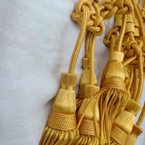 Borlas Decorativas de Alta Calidad para Hombro de Abogado, Listas para la Venta - Product Image 3