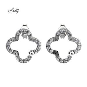 Daisini Boucles d'oreilles trèfle porte-bonheur à quatre feuilles ornées de cristaux Swarovski Bijoux en plaqué or 18 carats pour dame - Product Image 5