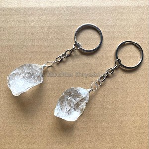 คริสตัลควอตซ์ธรรมชาติหยาบพวงกุญแจ - Product Image 1