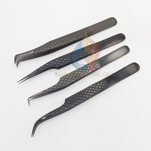 Pince à épiler d'extension de cils en acier inoxydable durable Plasma noir de haute qualité pointe incurvée de marque privée et pince à épiler à 90 degrés - Product Image 4