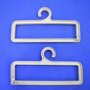 Cintre NH118 écologique de fabrication vietnamienne 170x43mm matière plastique de balle de riz marque VNB de haute qualité - Product Image 1