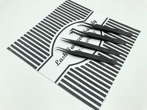 Pinzas de pestañas negras mate con logotipo personalizado, pinzas de extensión de pestañas de acero inoxidable japonesas sostenibles, agarre de diamante de precisión - Product Image 4