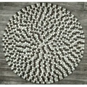 Handmade wool felt ball carpet for indoor decoration new products
