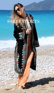 Vestido de terciopelo bohemio vintage con cuello mandarín, bordado a mano Aari, talla grande, de la mejor calidad, con encaje y borlas, para adultos. - Product Image 2