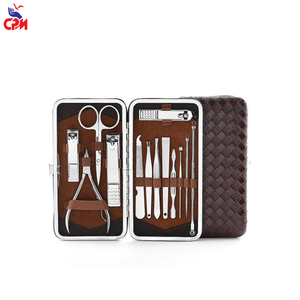 Ensemble de manucure professionnel de 13 pièces, kit de lime à ongles polie, outils de soin des ongles en acier inoxydable - Product Image 4