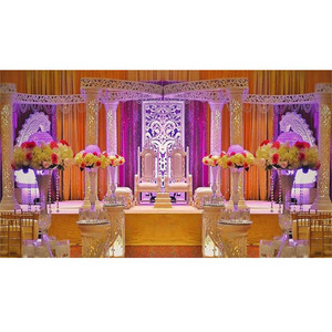 Elegante Mandap de Boda con Mariposas FIJI, Nuevo Mandap de Boda con Diseño de Mariposas, Impresionante Decoración de Mandap de Cristal para Bodas en Inglaterra - Product Image 1
