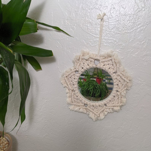 Miroir en macramé de très haute qualité, produit magnifique - Product Image 1