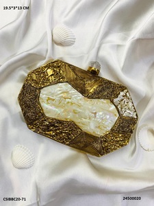 Clutches en métal de créateur pour sacs à main, sacs de soirée et de mariage élégants en laiton avec décoration de perles et motif de pierres - Product Image 3