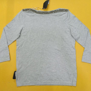 Pull-over en maille douce à col rond et manches longues pour femme, coupe ajustée, marque de créateur, lot de stock du Bangladesh - Product Image 1
