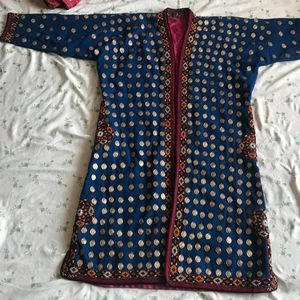 Chaqueta larga con adornos de monedas Afghani, Banjara - Product Image 1