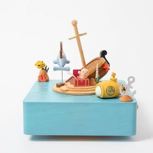 Caja de música hecha a mano de madera del océano Deep Sea Roaming Hand Crank Respetuoso con el medio ambiente - Product Image 3
