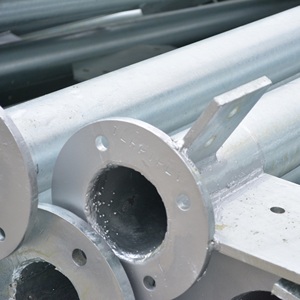 Antena de telecomunicaciones comunicación de acero de 30m de celosía triángulo Triangular mástil arriostrada torre eléctrica suministros de equipo - Product Image 1