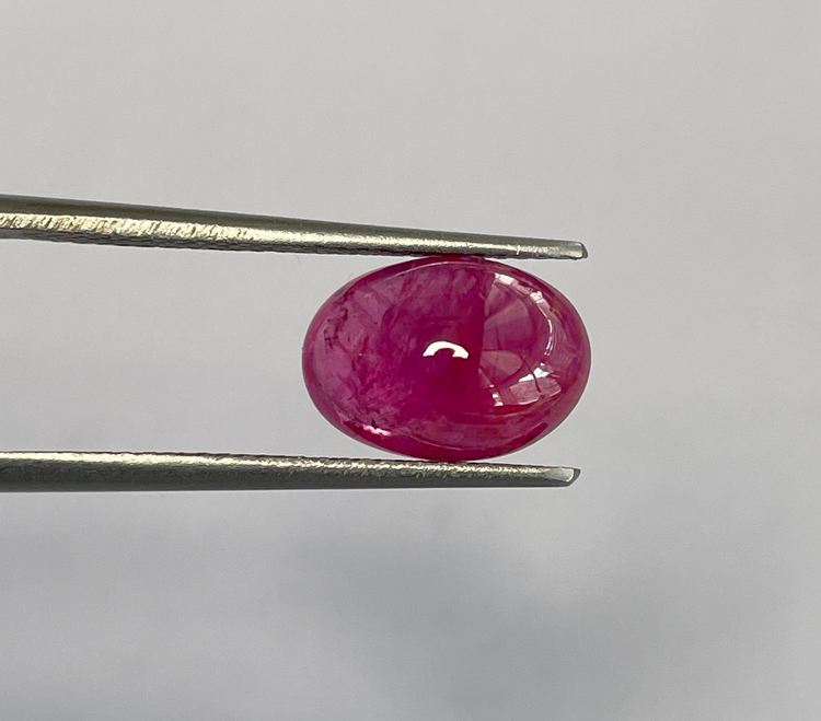 สีชมพูแดง