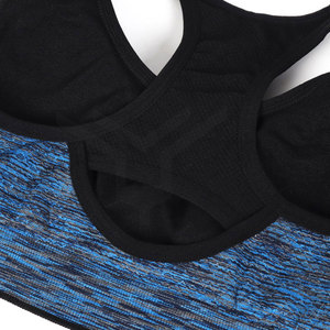 Soutien-gorge de fitness personnalisable et confortable pour femmes de haute qualité avec fonctionnalités respirantes imprimées sur toute la surface Vêtements de yoga Options de taille plus - Product Image 5