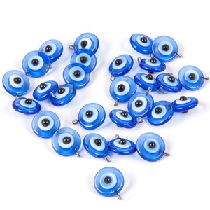 Pendentif rond à perles, abat-jour en verre bleu, mauvais œil, bricolage - Product Image 1