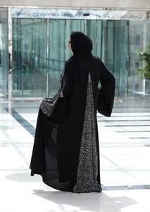 Abayas en soie Neda de qualité fabuleuse par AJM TRADE HOUSE, style modeste pour les musulmanes du Moyen-Orient - Product Image 4