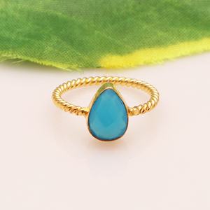 Anillo de Calcedonia azul hecho a mano para mujer, sortija de piedras preciosas de tamaño grande, de 24k chapado en oro, precio al por mayor, regalo de joyería para mujer - Product Image 1