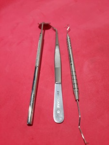 Kit de Examen Dental Básico de 3 Piezas, Juego de Instrumentos de Diagnóstico Dental, Espejo Bucal de Acero Inoxidable, Explorador Dental y Pinzas - Product Image 4