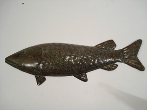 Sculpture de poisson abstraite en aluminium, poisson décoratif en métal pour la décoration de la maison - Product Image 5