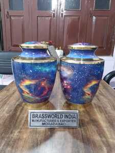 Brassworld India Urna de cremación para adultos de latón verde con mariposa Impreso Estilo americano Suministros funerarios - Product Image 5