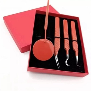 แหนบต่อขนตาสแตนเลสแบบญี่ปุ่นบรรจุภัณฑ์ออกแบบโลโก้ได้ตามต้องการพร้อมคุณสมบัติที่ยั่งยืน - Product Image 1