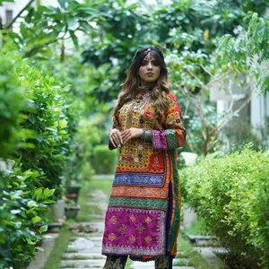 Vestido Vintage de Sindh bordado a mano, Túnica Afghani bordada a mano, trabajo con espejo, Gargantilla Kurti, collar, pulsera de plata alemana - Product Image 1