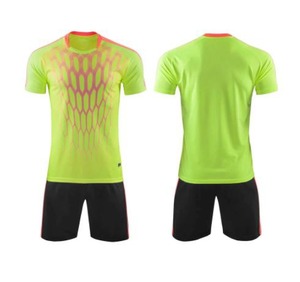 High Quality Quick Dry Soccer Jersey Wear Sublimated Fabric Design Custom Cheap Men's Soccer Uniform Set - Product Image 2