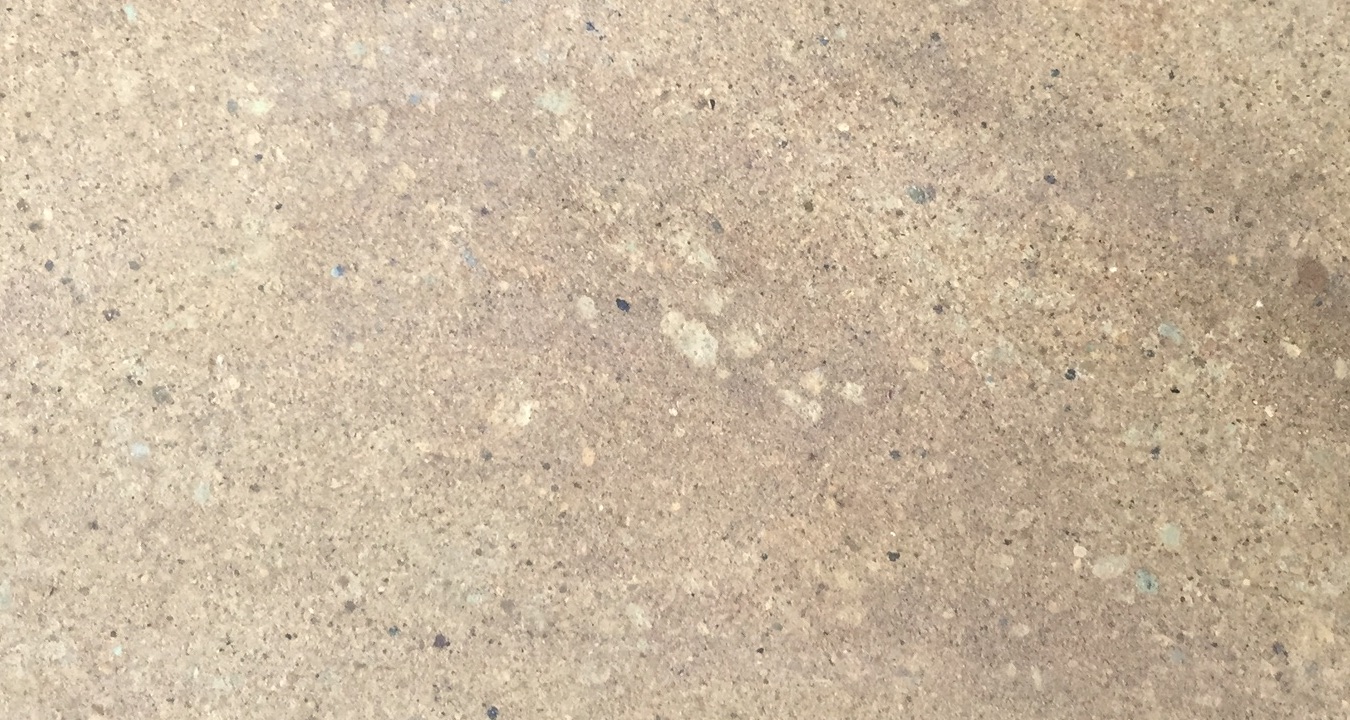 สีเหลืองและสีขาว