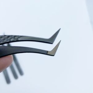 Pince à épiler nanotechnologique en acier inoxydable pointe pointue professionnelle extension de cils au plasma pince à épiler noire métallisée - Product Image 6