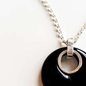 92.5 Sterling <b>Silver</b> Natural Black Onyx Donut <b>Necklace</b> <b>for</b> <b>Women</b> 18'' Long Link <b>Chain</b> <b>for</b> Engagement Astrology Jewelry Gift - Product Image 5